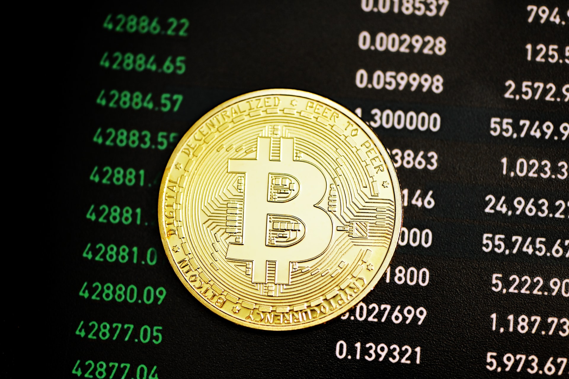 Bitcoin vs. Bitcoin Stocks: What Performs Better? - Deutsche Digital Assets